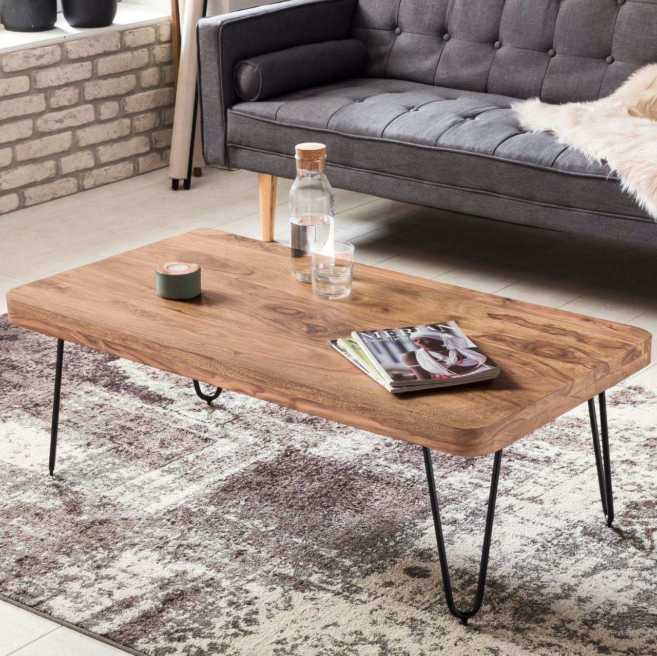 Couchtisch BAGLI Massiv-Holz Akazie 115 cm breit Wohnzimmer-Tisch Design Metallbeine Landhaus-Stil Beistelltisch