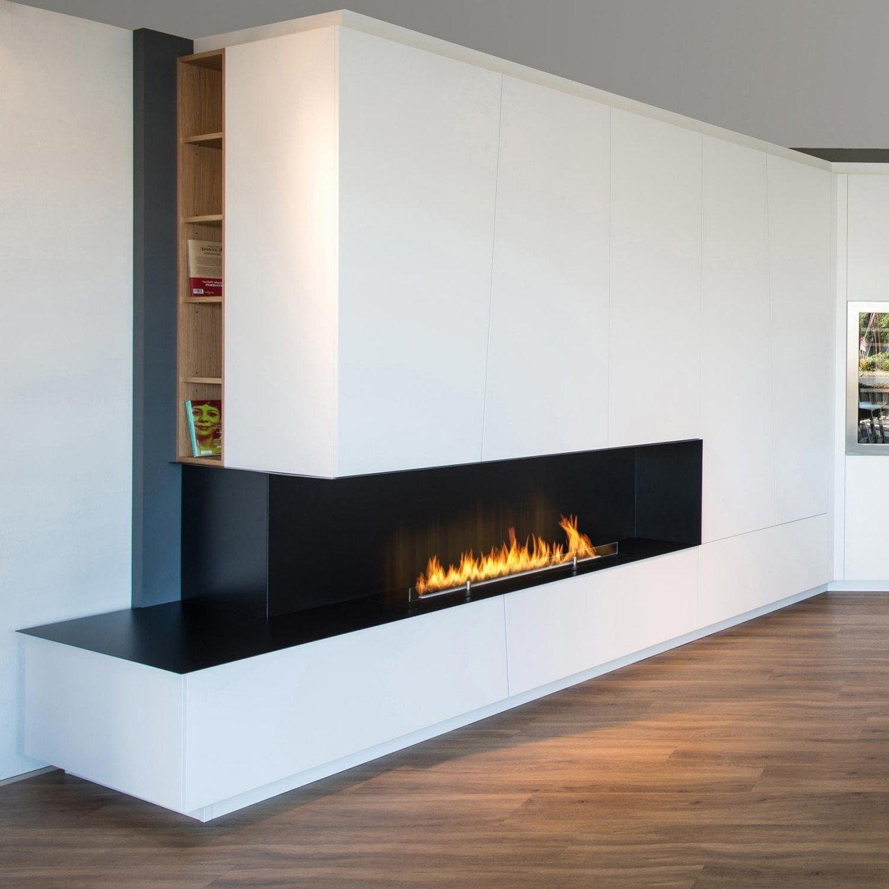 Planika Forma Firebox LEFT-CORNER mit BEV Automatikbrenner FLA 4+ Forma 1000