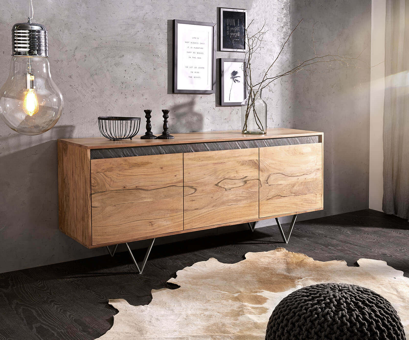 DELIFE Design-Sideboard Stonegrace 175 cm Akazie Natur Schiefer 3 Türen Fuß 20 cm, Sideboards