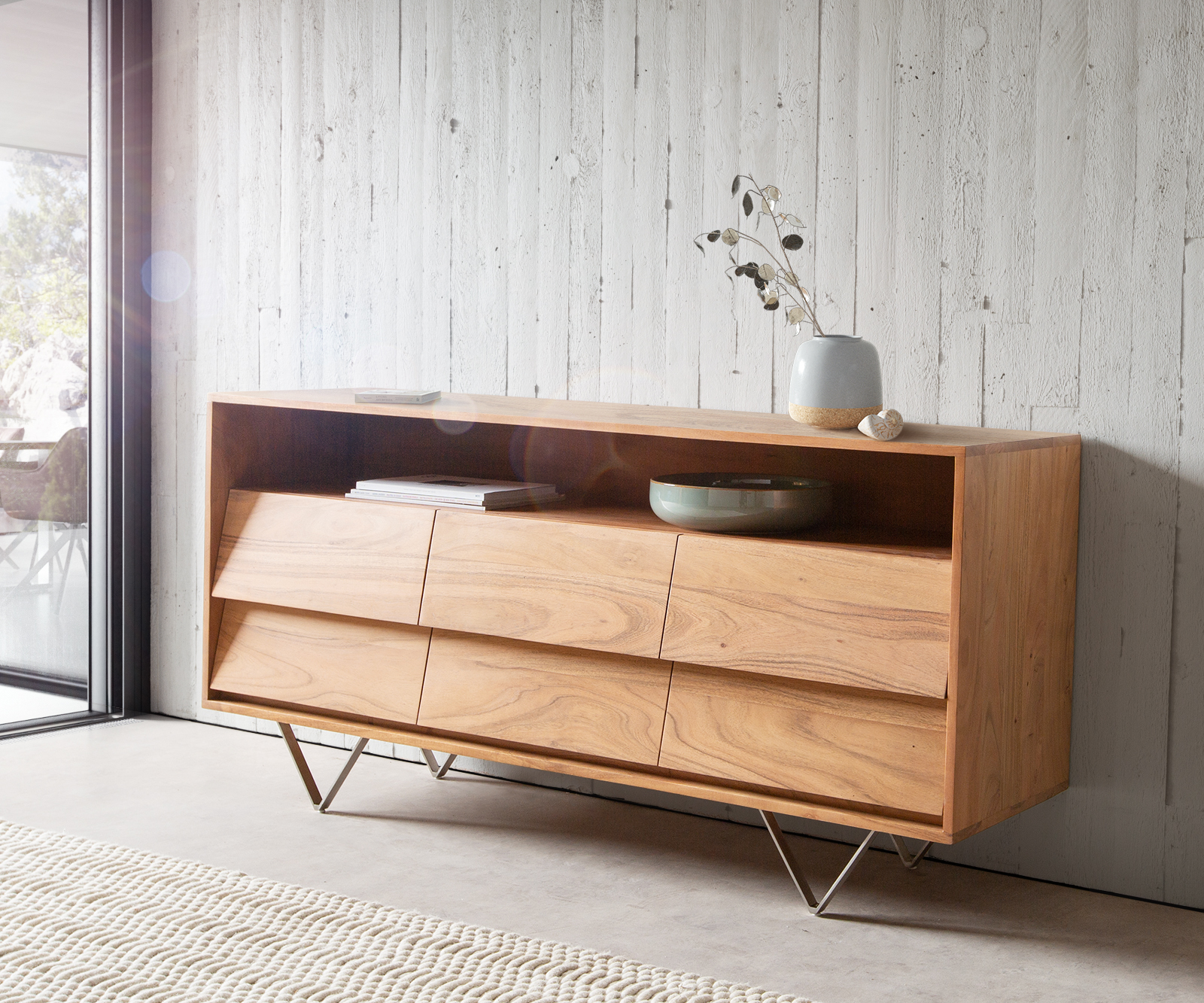 DELIFE Sideboard Eloi 145×40 cm Akazie Natur 6 Schubladen V-Fuß Edelstahl, Sideboards