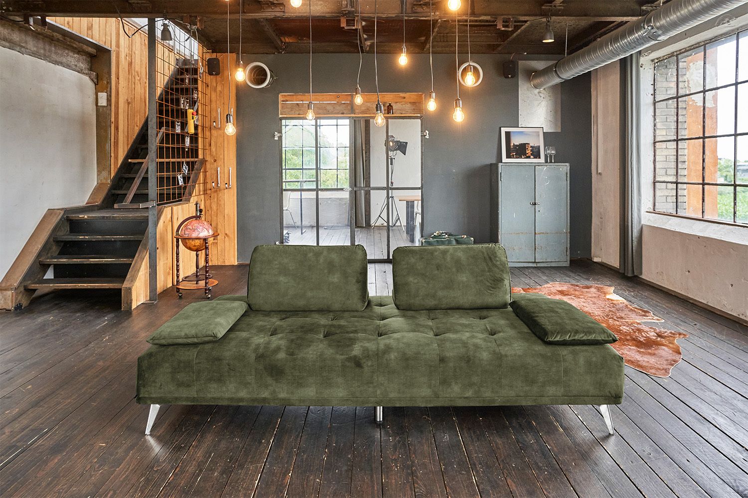 KAWOLA Sofa WIOLO Schlafsofa Daybed velvet moosgrün