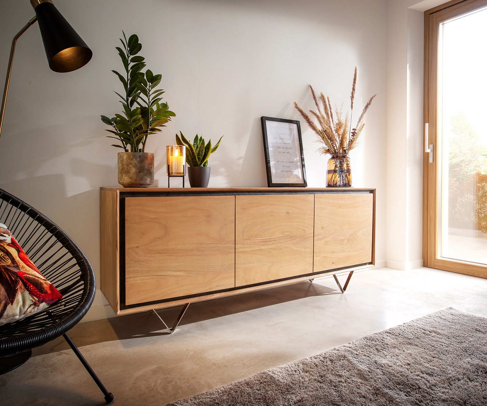 DELIFE Sideboard Stonegrace 175 cm Akazie Natur 3 Türen Steinfurnier V-Fuß, Sideboards