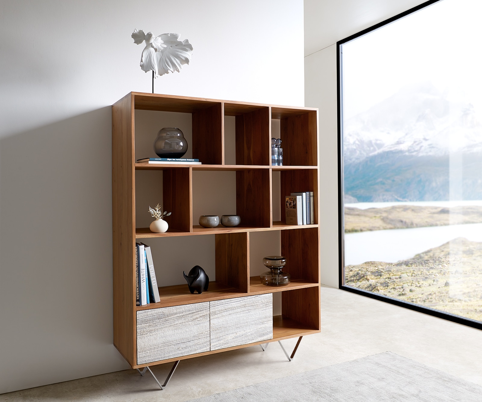 DELIFE Highboard Kleo 115×150 cm Akazie Natur 2 Türen V-Fuß Edelstahl, Highboards